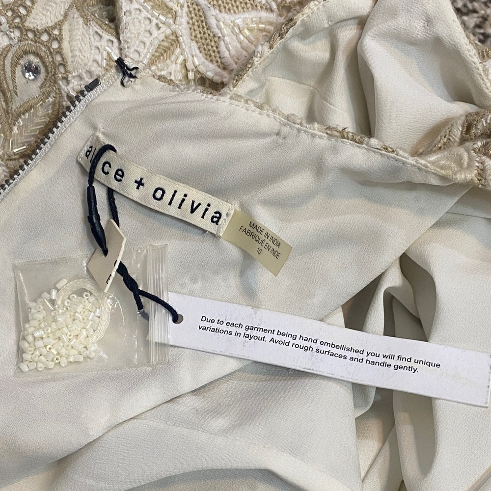 🆕 Alice + Olivia Lizzie Embellished Cream and Brown Floral Mini Shift Dress - Picture 3 of 10